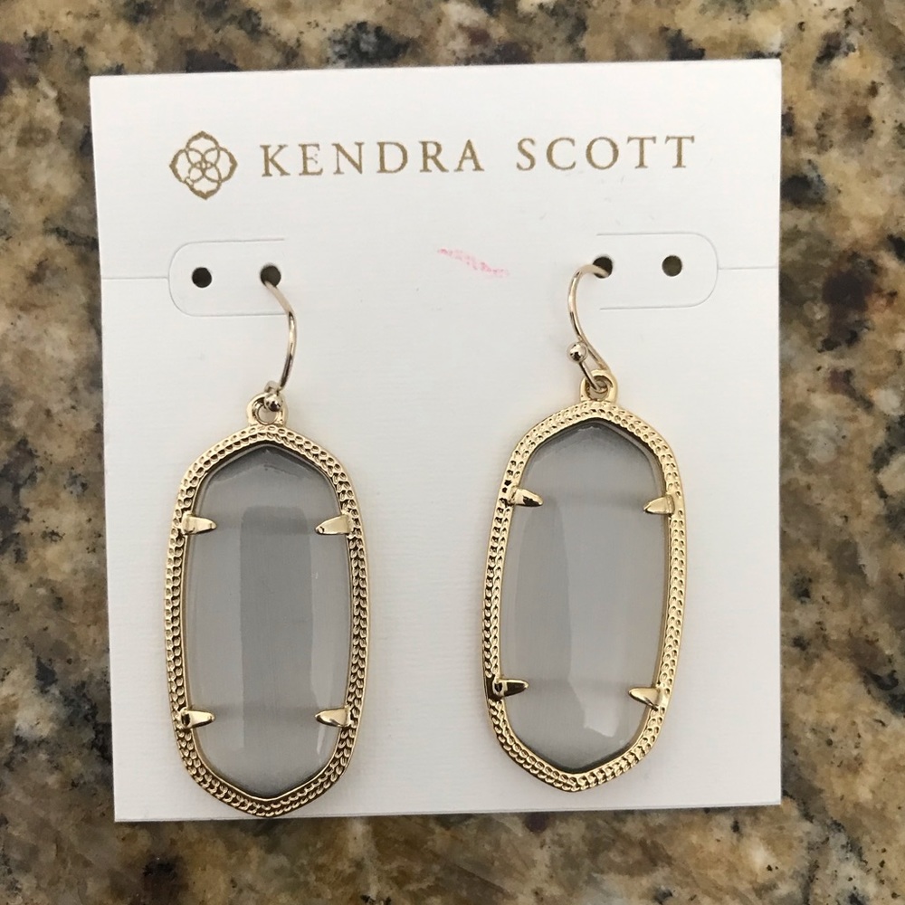 NWOT Kendra Scott earrings